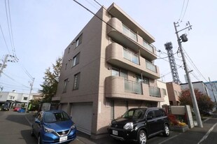 アビタ２１ジエリ発寒南の物件外観写真